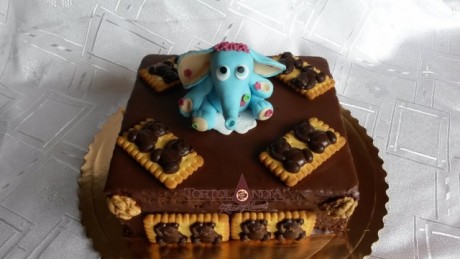 Detská torta so sloníkom a čokoládovými keksami